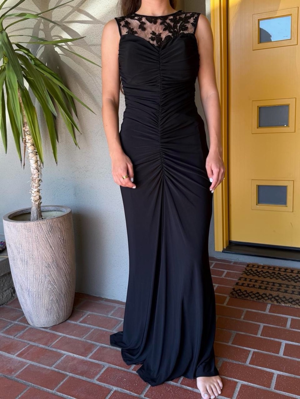 Windsor Black Lace Yoke Ruched Maxi Dress Size Large
